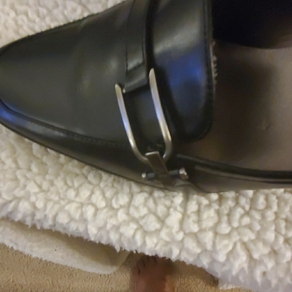 Shoes - Picture 4 of 4